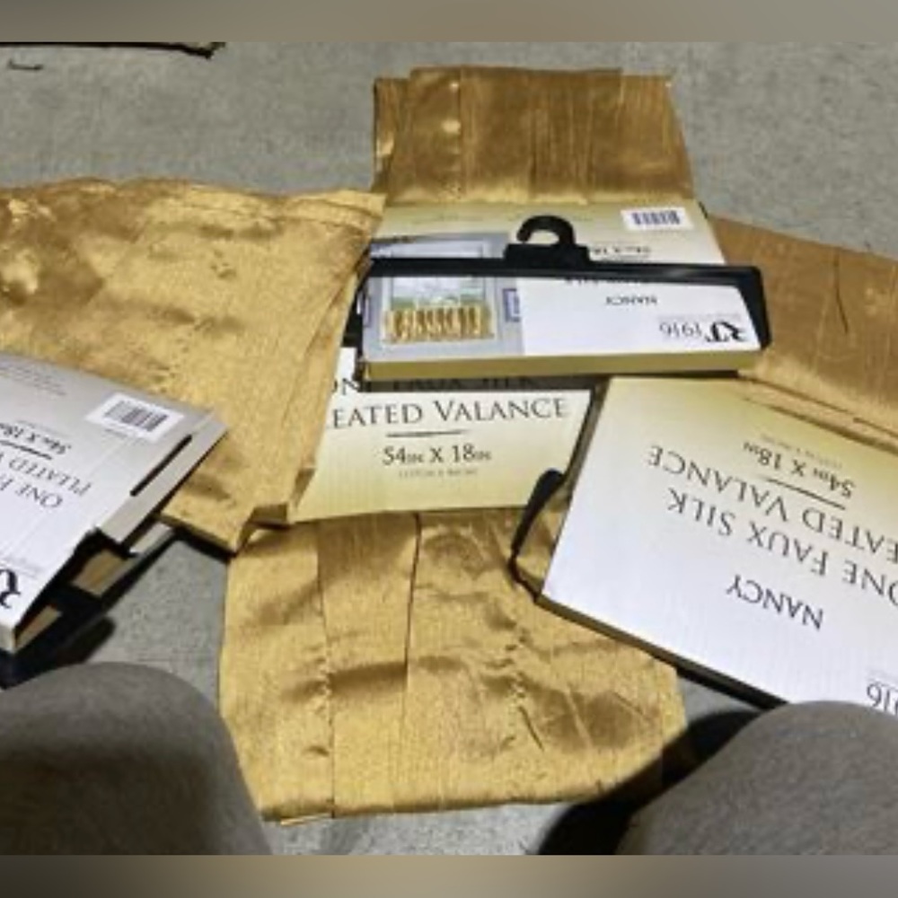 Nancy Faux Silk Pleated Rod Pocket Valance - 54 x 18 in. Gold Set of 4 NEW - Picture 4 of 4